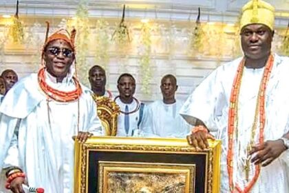 War Of Supremacy: Oba of Benin Suspends Chiefs For Pledging Subjects To Ooni